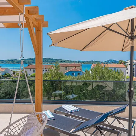 Gorgeous In With House Sea View