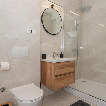 Cozy In With Wifi Srima