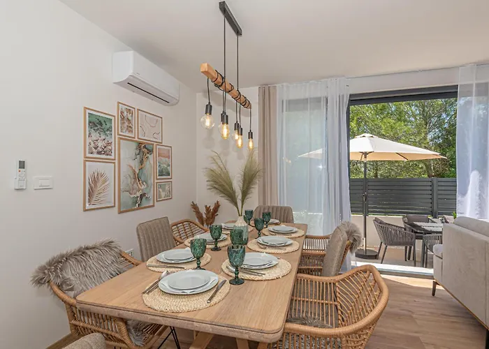 Vikendica Cozy In With Wifi Srima